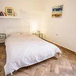 Konukevi Anchi 3*